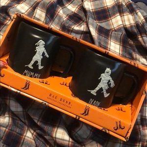 limited edition BLACK rae dunn halloween mugs